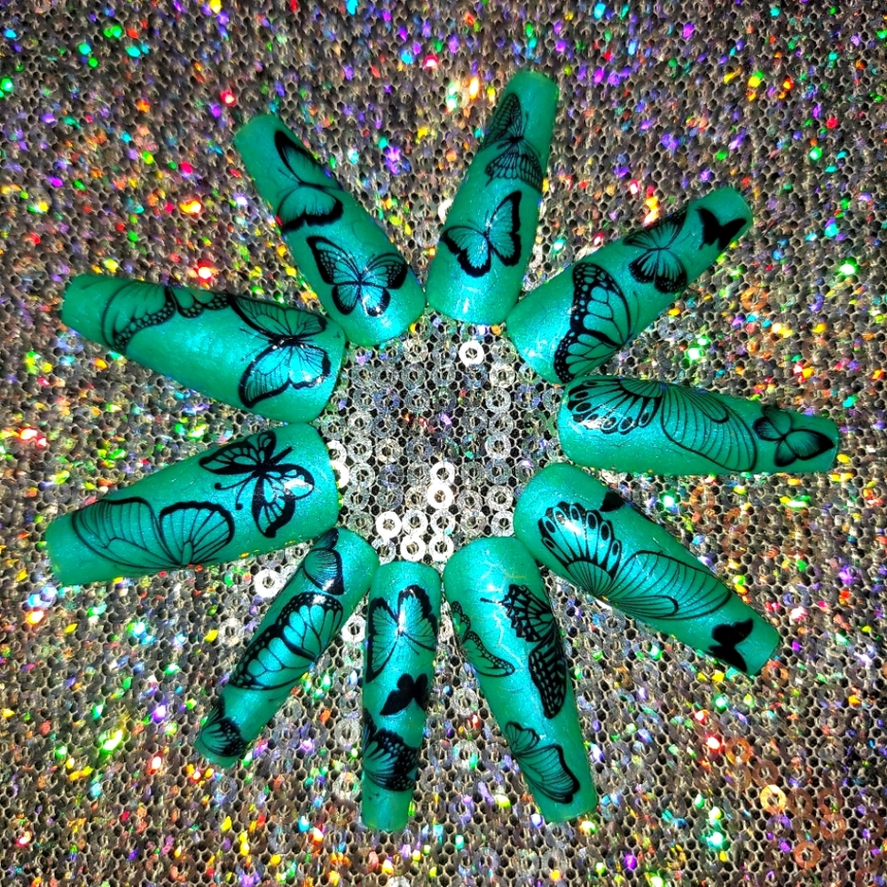 Beautiful blue butterfly 🦋 press on Nails